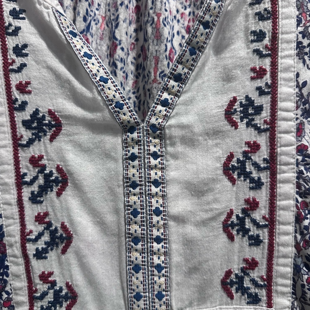 Vintage America Embroidered Boho Peasant Top - White with Blue & Red Print - Picture 4 of 5